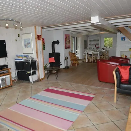 Awesome Home In Blavand With Sauna *