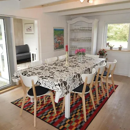 Feriehus Awesome Home In Blavand With Sauna *