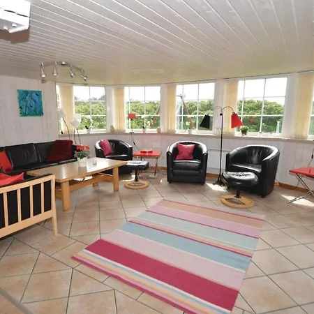 Feriehus Awesome Home In Blavand With Sauna *